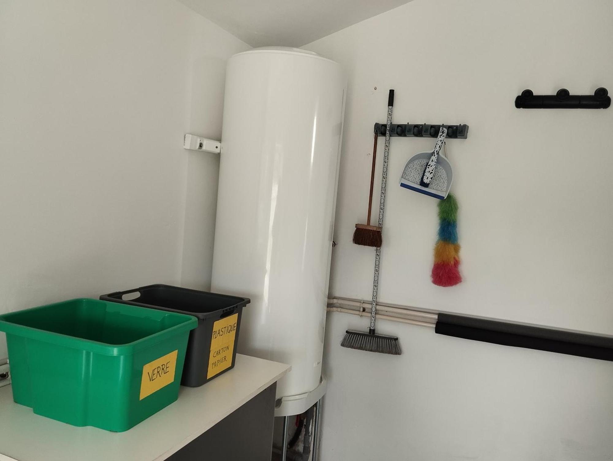 Maison Au Calme Avec Vue Etang Clesse  Luaran gambar